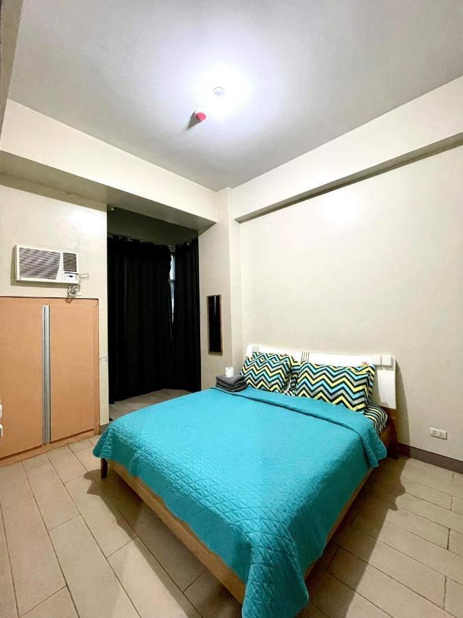 Lovely 2 Bed Room Condo Infront Of Naia Terminal 3 Manila Zewnętrze zdjęcie
