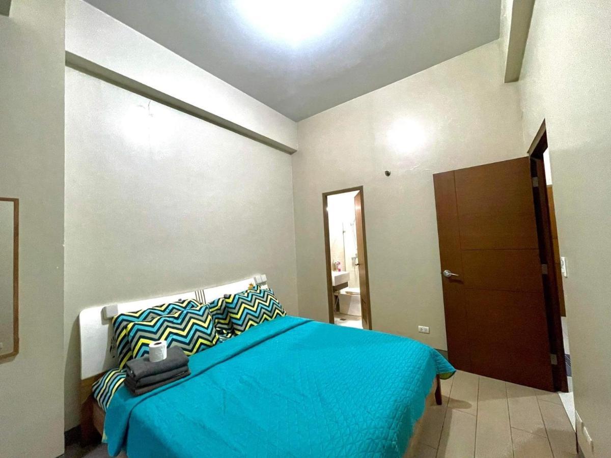 Lovely 2 Bed Room Condo Infront Of Naia Terminal 3 Manila Zewnętrze zdjęcie